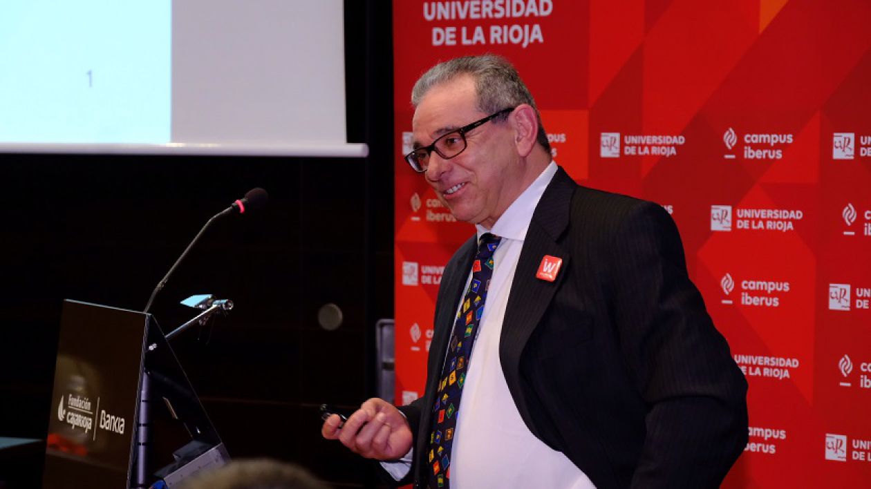 Conferencia de Eduardo Fernández Garbayo